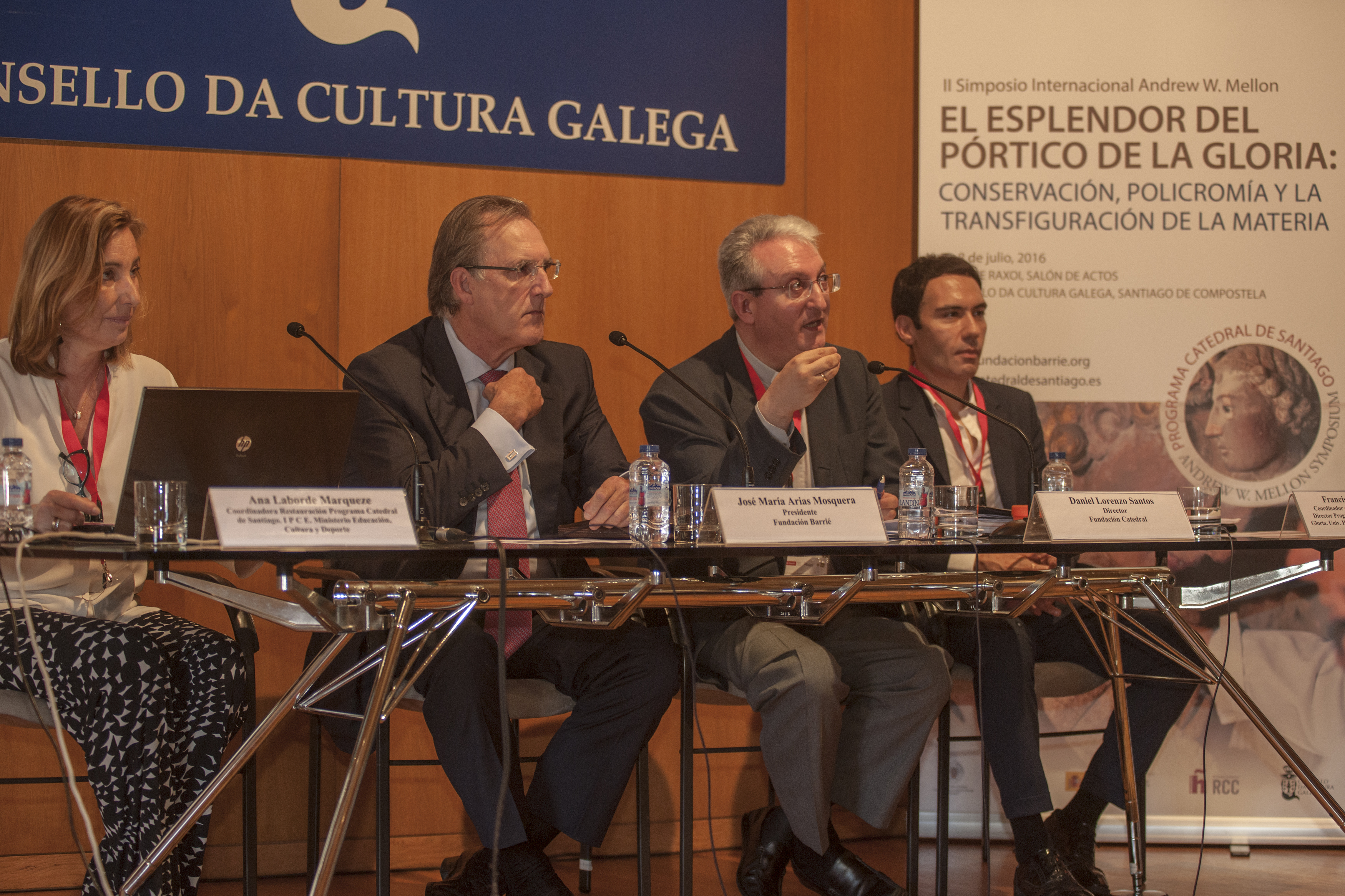 José María Arias, presidente de la Fundación Barrié; Daniel Lorenzo, director de la Fundación Catedral, Ana Laborde y Francisco Prado-Vilar en la rueda de prensa